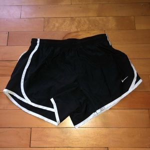 black nike athletic shorts